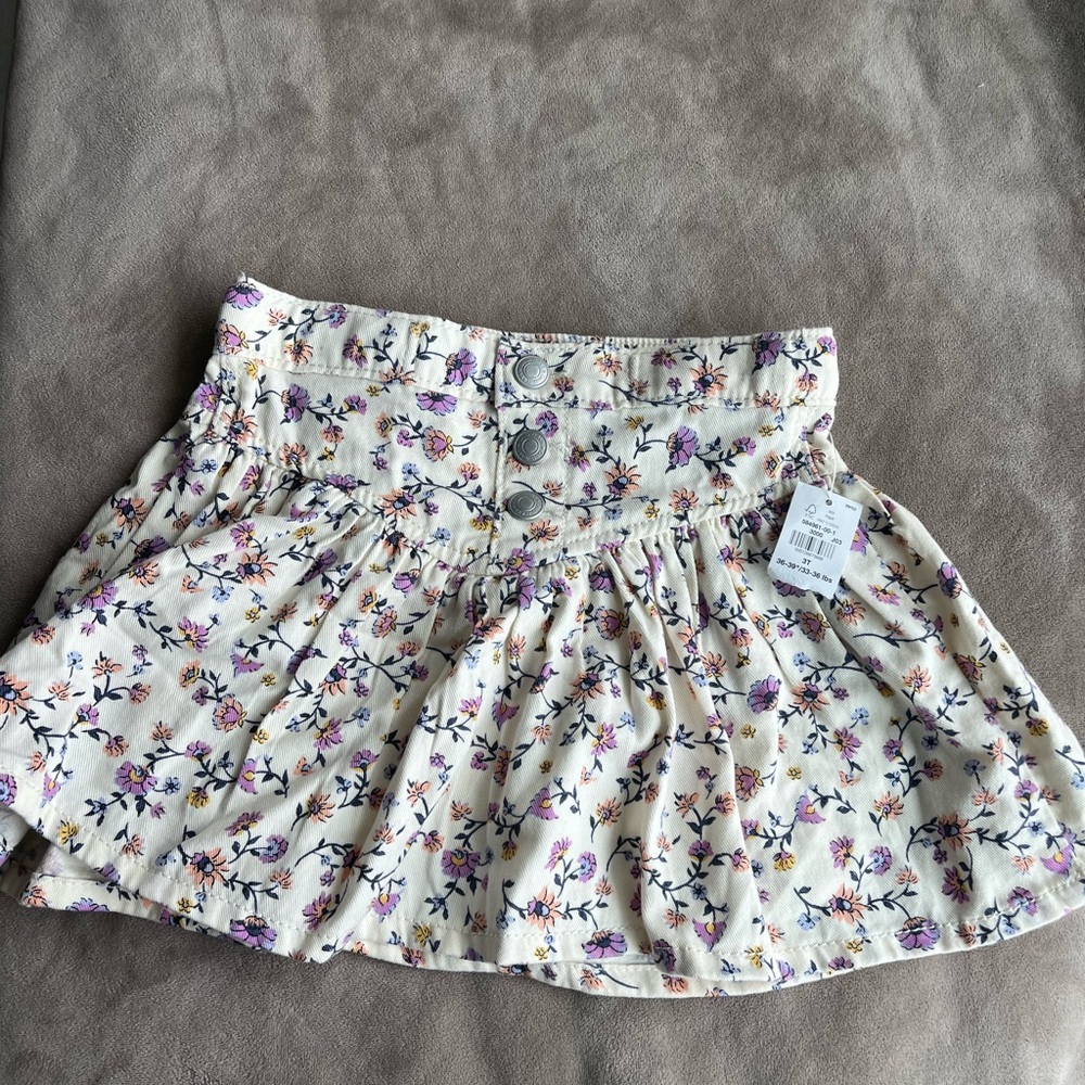Old Navy Floral Cream Skirt